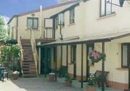 The New Inn Guest House Bridgend  Buitenkant foto