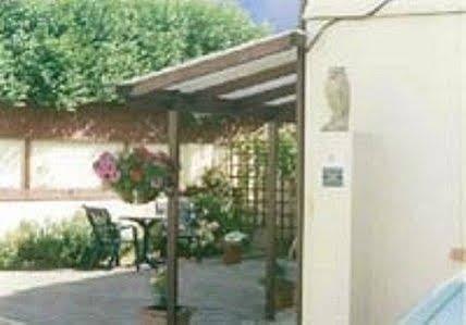The New Inn Guest House Bridgend  Buitenkant foto